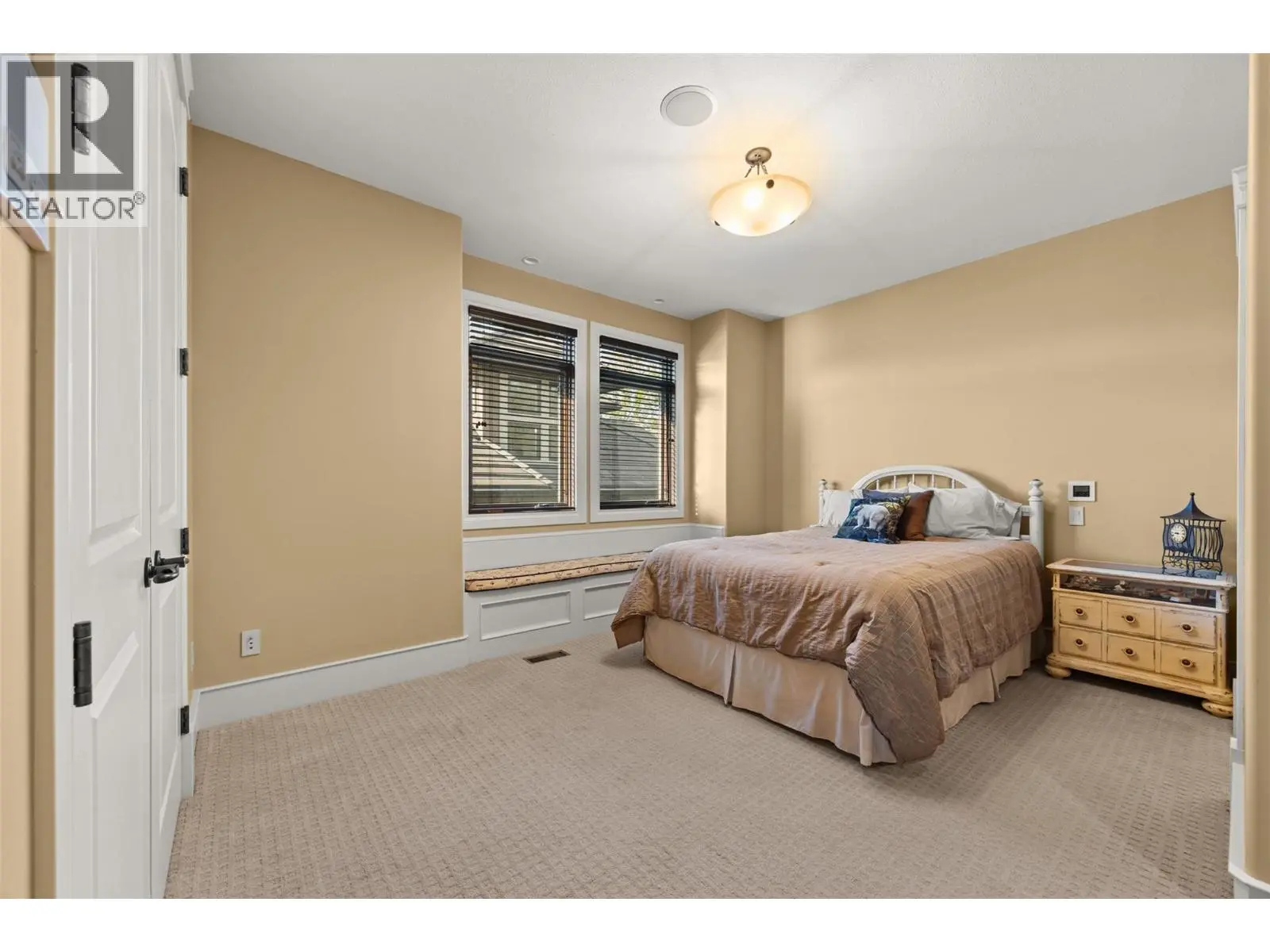 2449 Selkirk Drive. Kelowna, British Columbia