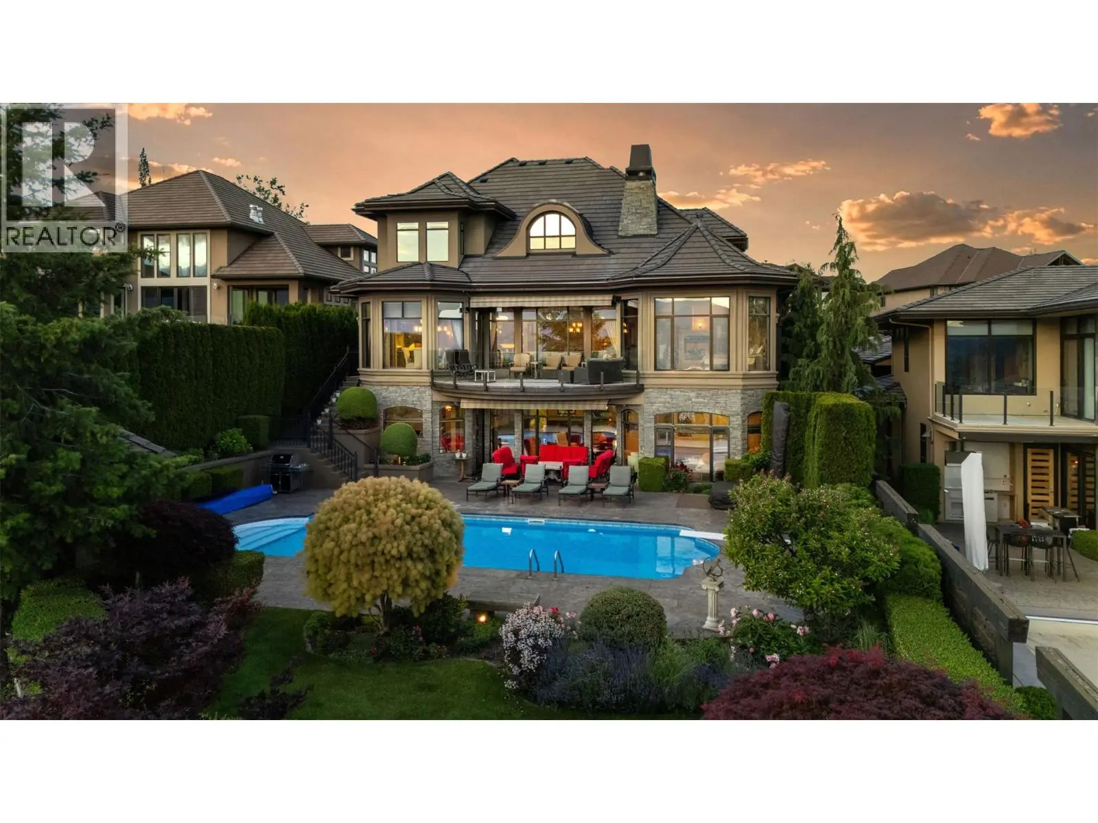 2449 Selkirk Drive. Kelowna, British Columbia
