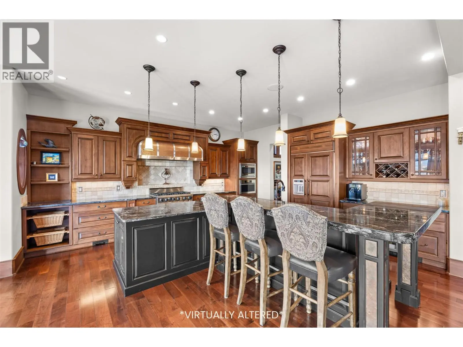 2449 Selkirk Drive. Kelowna, British Columbia