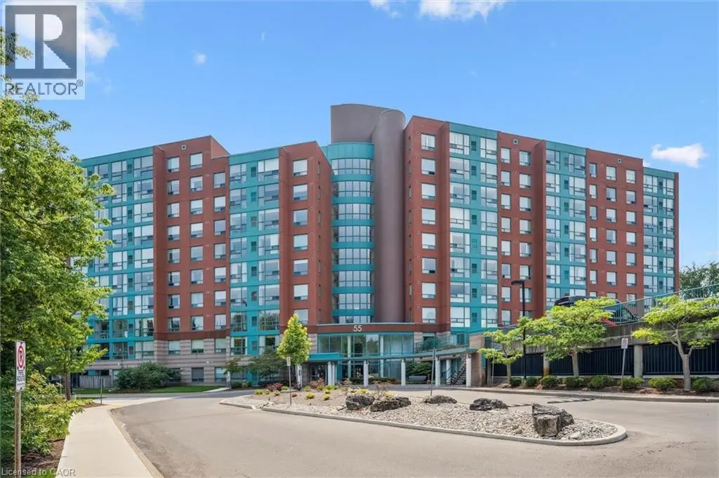 55 Blue Springs Drive Unit# 706, Waterloo