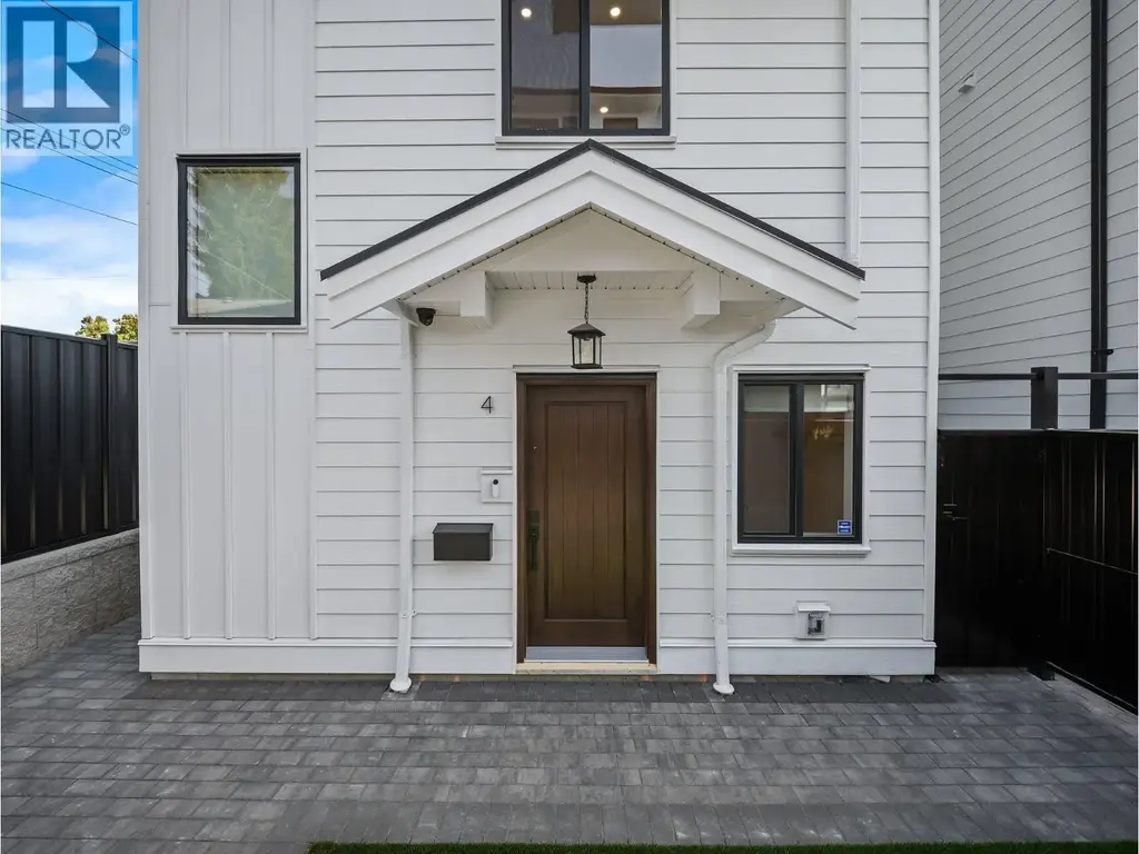 4 3786 Peter Street, Burnaby