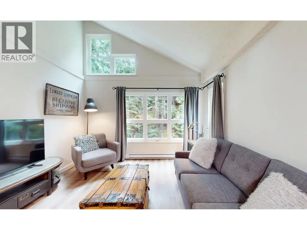 4 2235 Sapporo Drive, Whistler