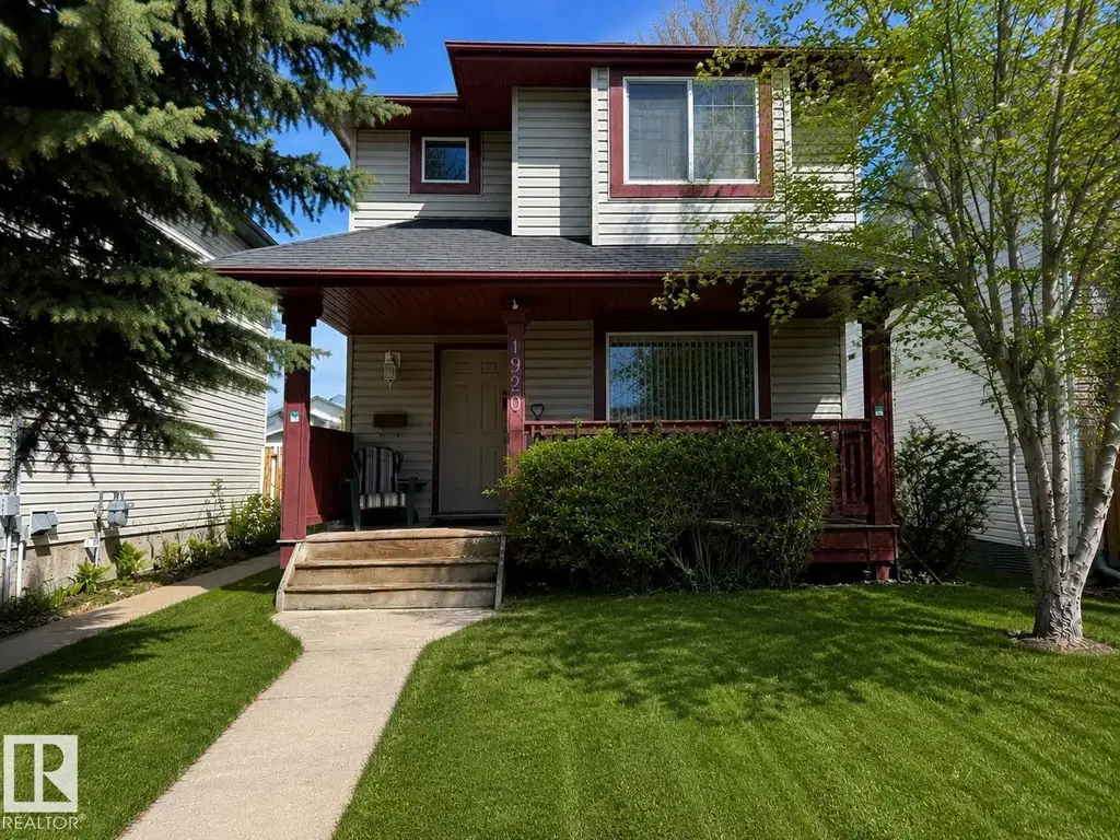 1920 37 Av Nw, Edmonton