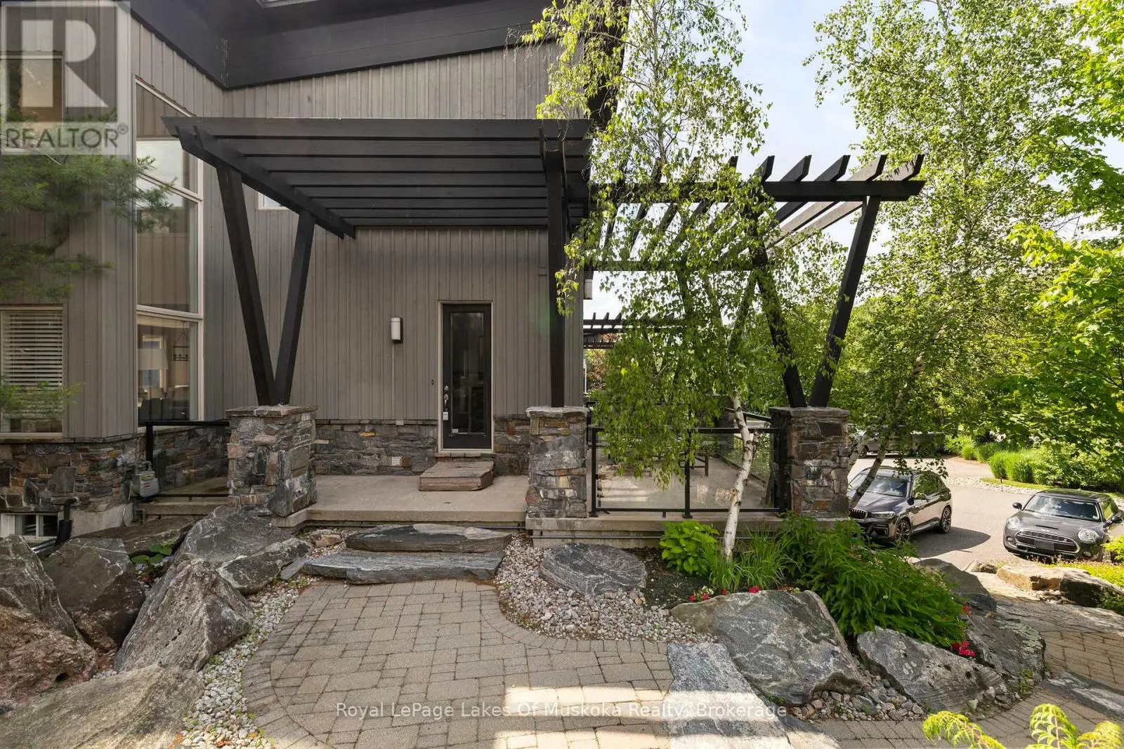 76 Carrick Trail, Gravenhurst (Muskoka (S))