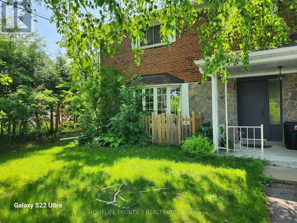 Bsmt - 764 Gorham Street, Newmarket (Gorham-College Manor)