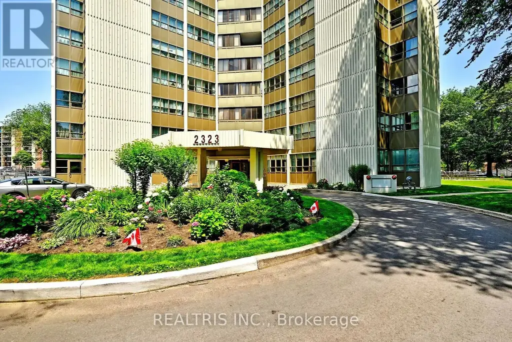 807 - 2323 Confederation Parkway, Mississauga (Cooksville)