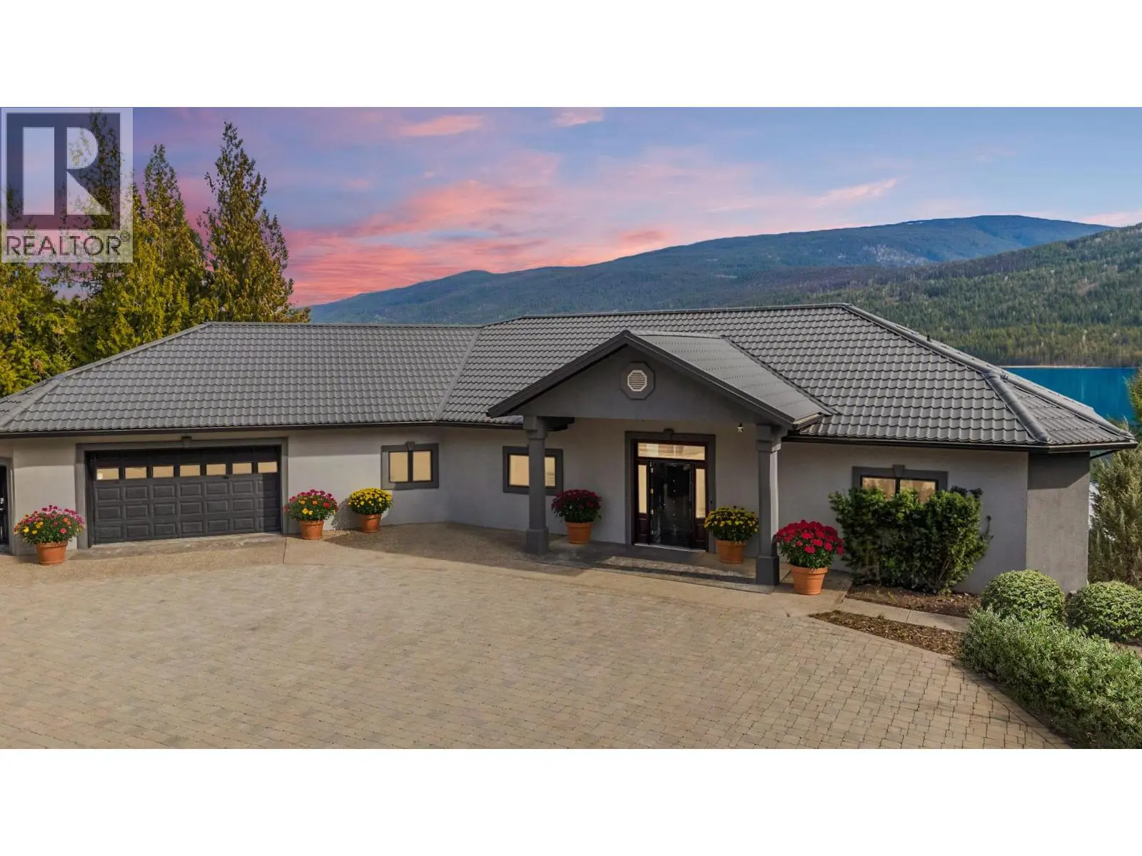 Photo of Listing #10393481