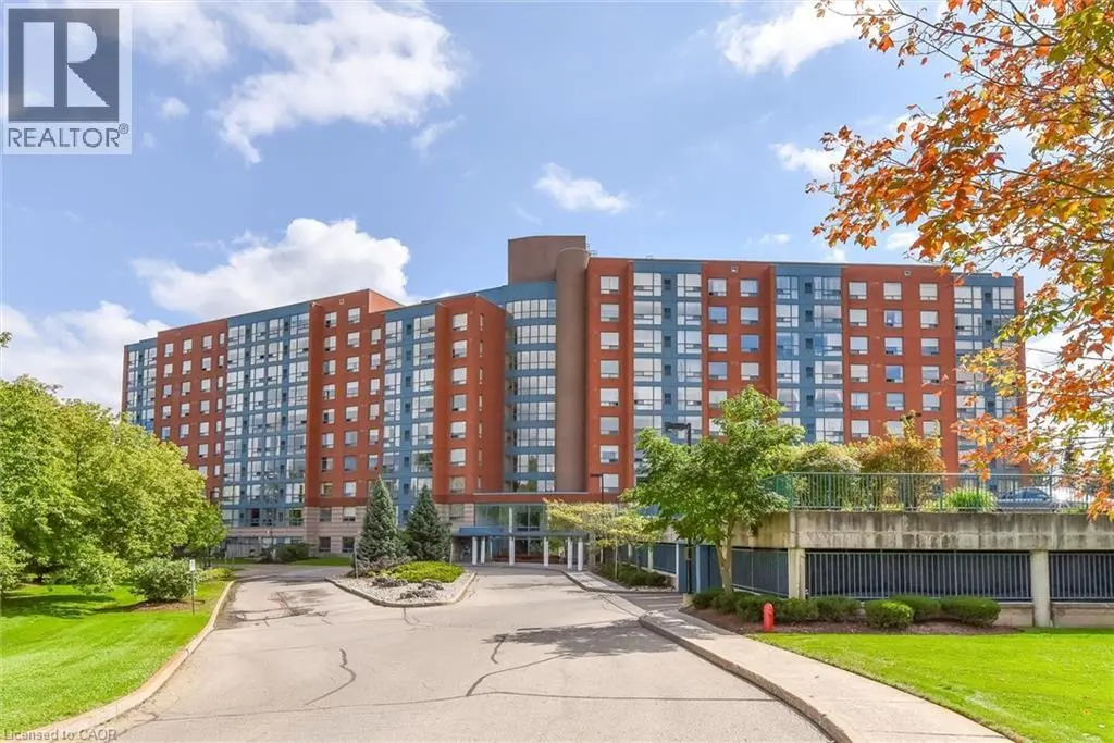 55 Blue Springs Drive Unit# 612, Waterloo