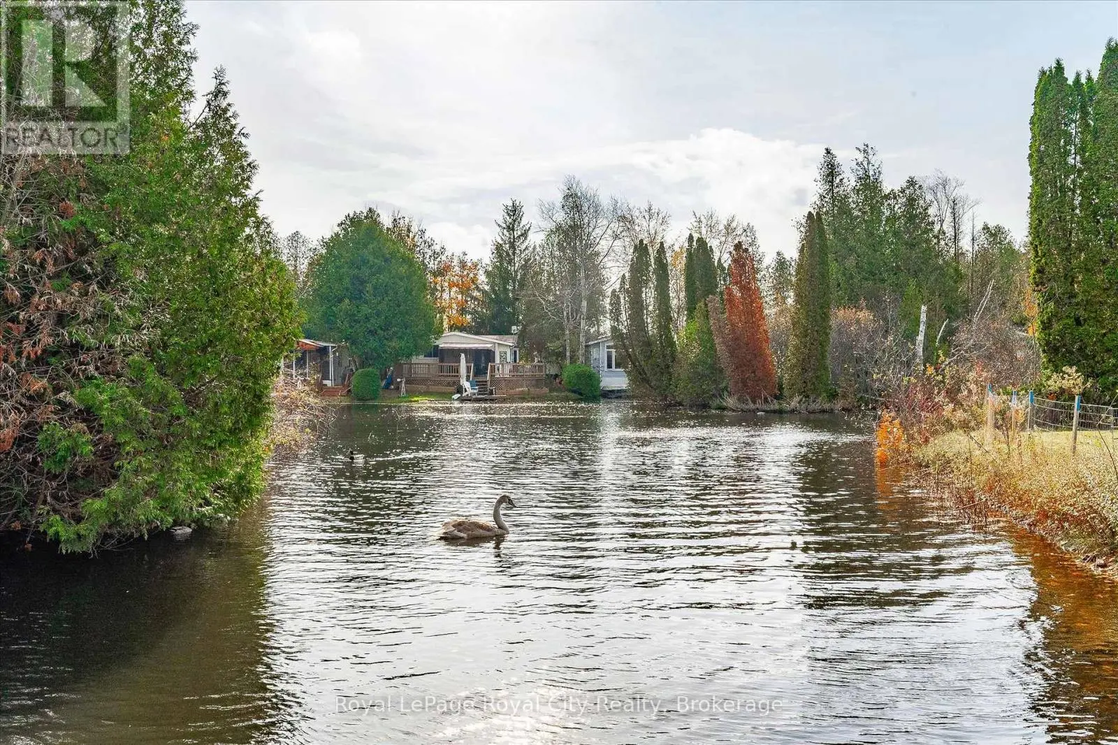 10 Spruce Avenue, Puslinch