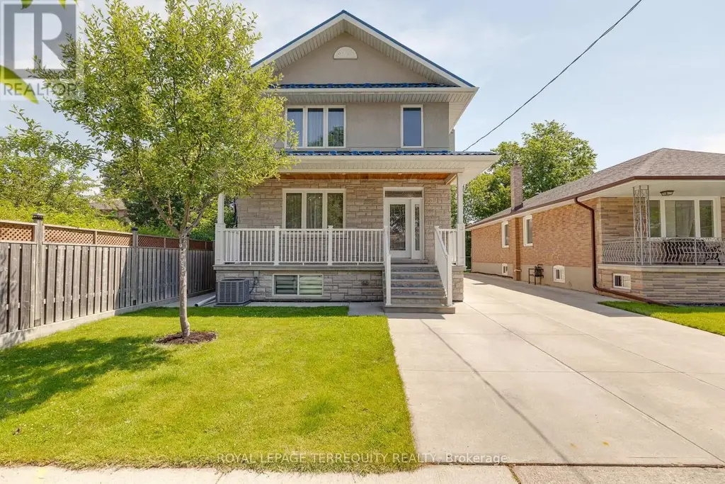 3 Gair Drive, Toronto (Alderwood)