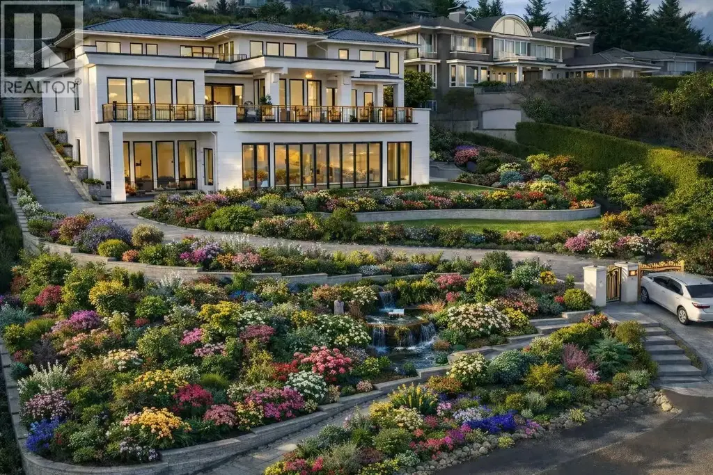 835 Farmleigh Road, West Vancouver