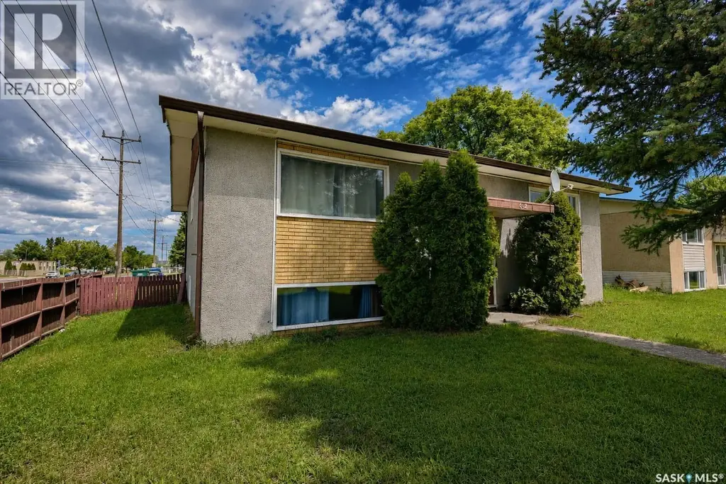 602 28th Street E, Prince Albert