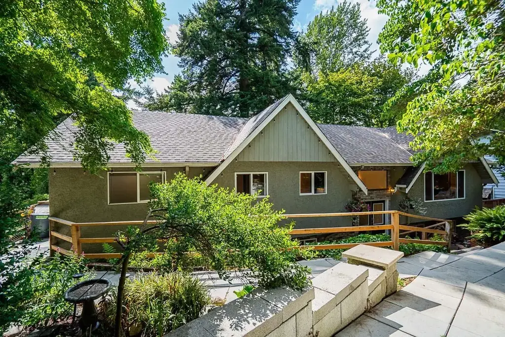 7397 Bates Road, Delta