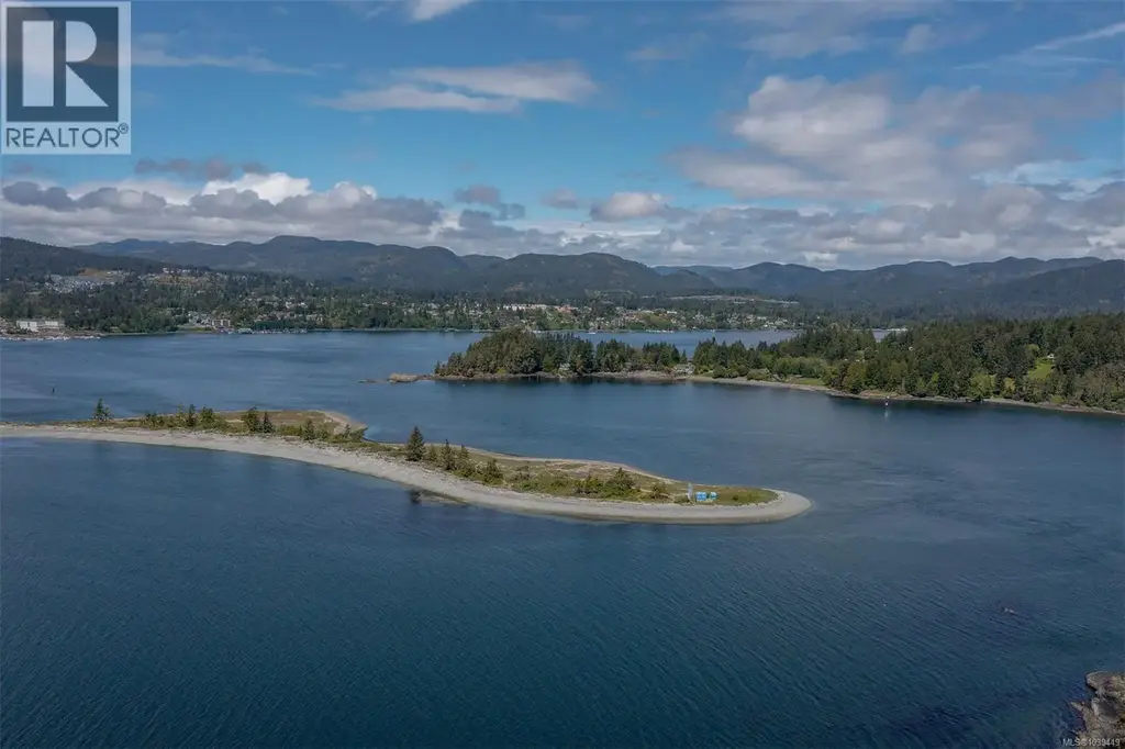 7170 Sea Cliff Rd, Sooke