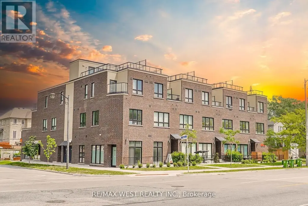 110 - 3686 St Clair Avenue E, Toronto (Cliffcrest)