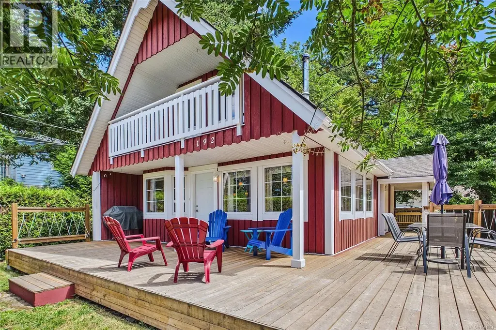 192 Colvilleton Trail, Protection Island