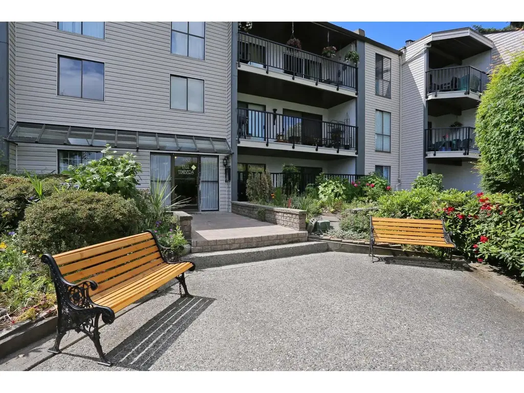 312 9952 149 Street, Surrey