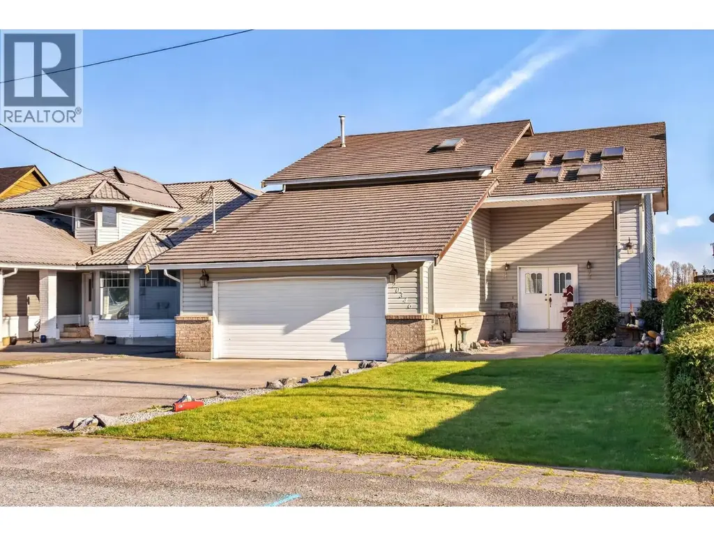 20346 Wharf Street, Maple Ridge