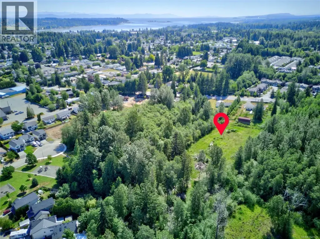 2115 Cumberland Rd, Courtenay