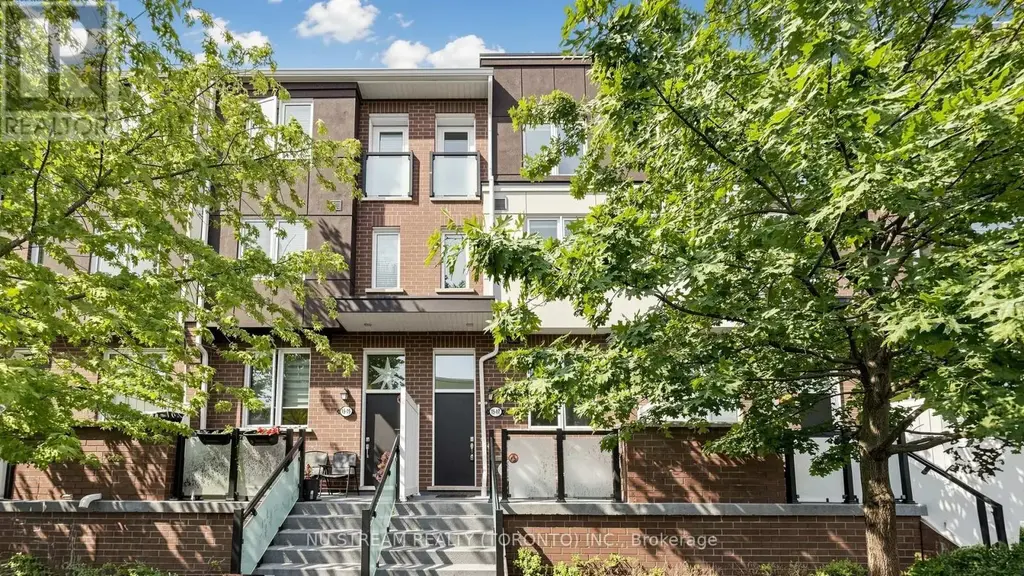 17 - 15 Heron Park Place, Toronto (West Hill)