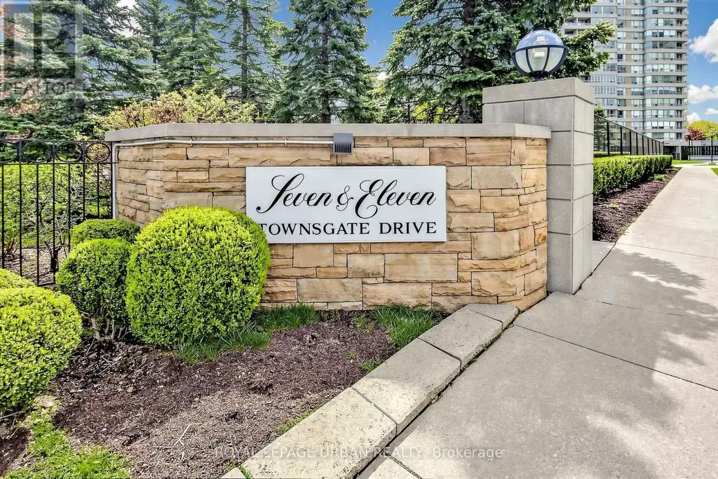 110 - 11 Townsgate Drive, Vaughan (Crestwood-Springfarm-Yorkhill)