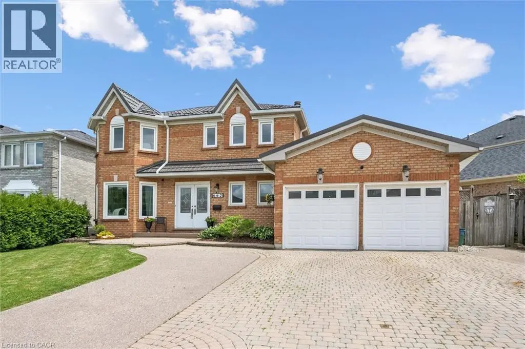 662 Burnett Avenue, Cambridge