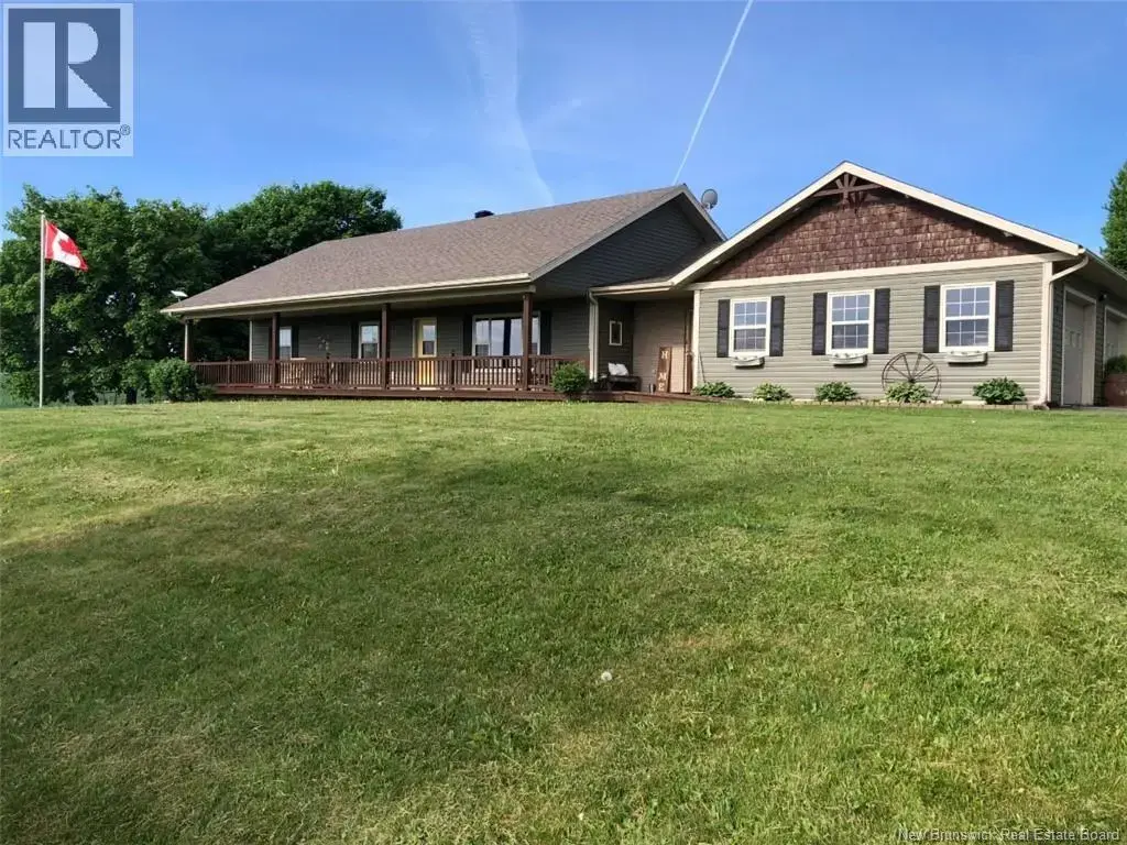 11 Palmer Road, Waterville