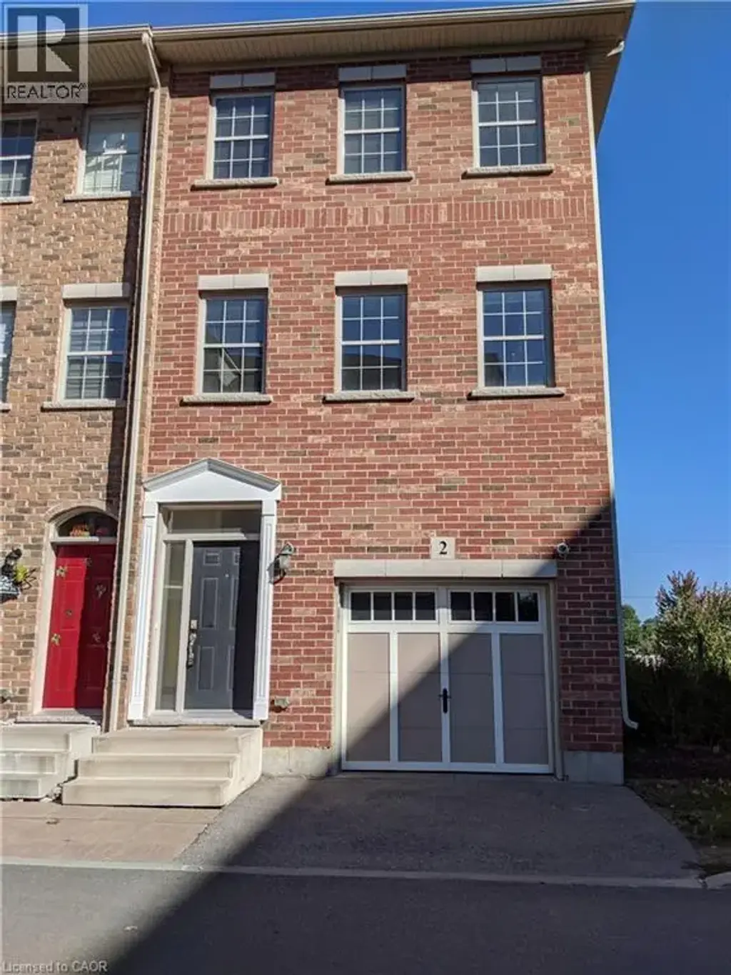 2 Whitehaven Lane, Kitchener