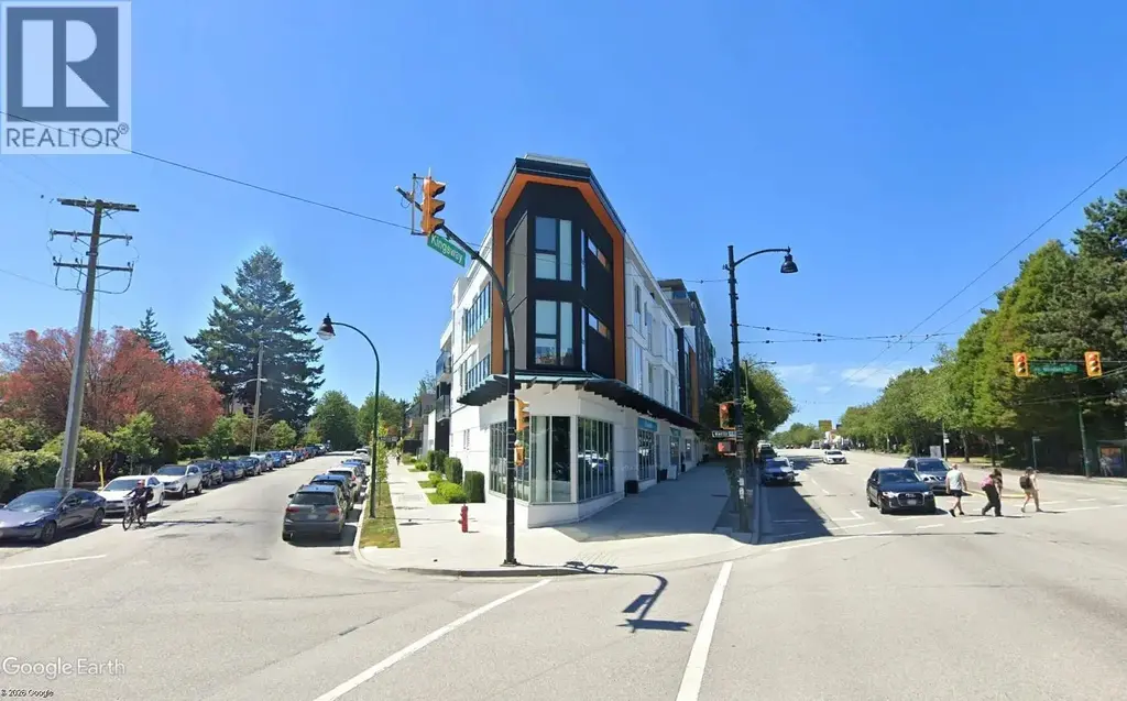 990 Kingsway, Vancouver