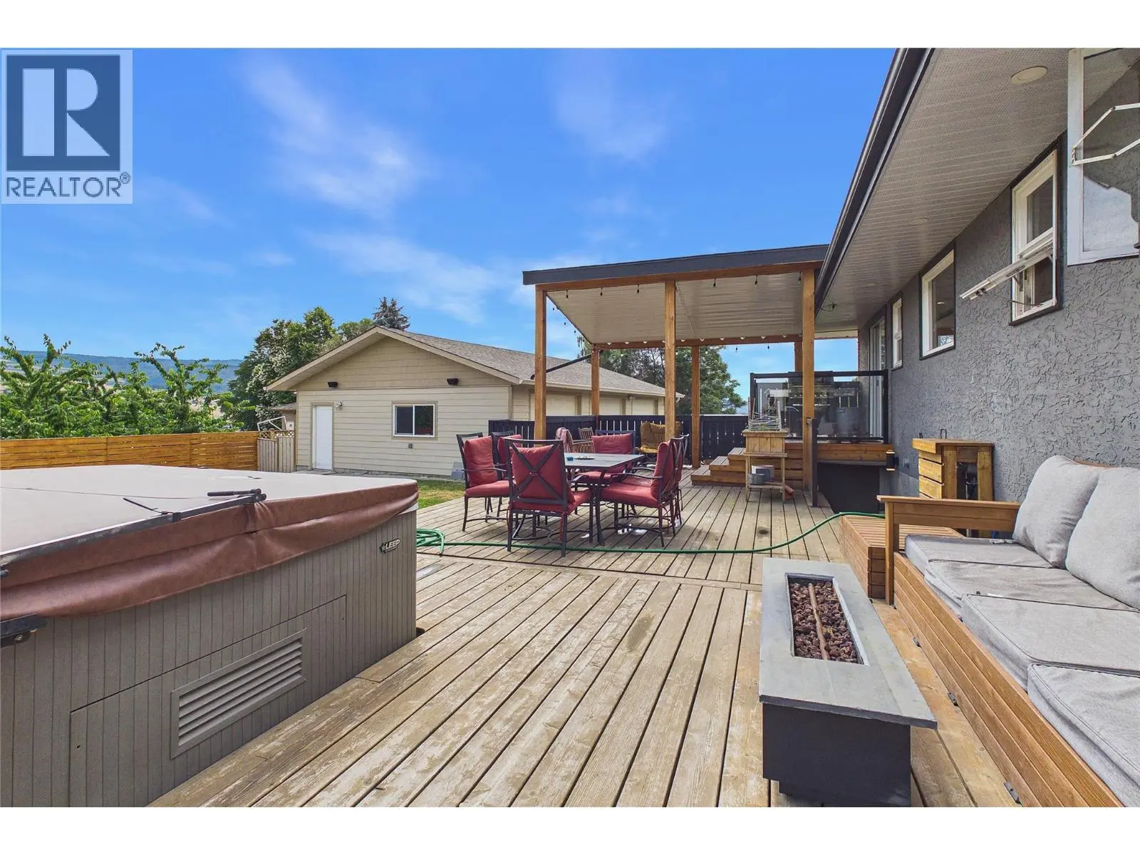 10371 Okanagan Centre Road E. Lake Country, British Columbia