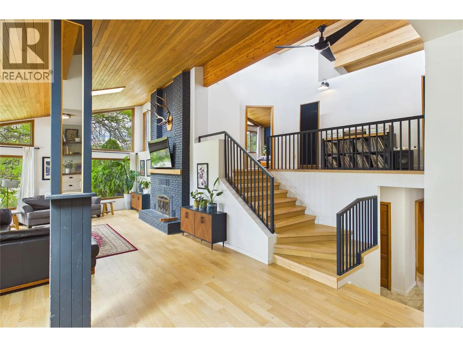 10371 Okanagan Centre Road E. Lake Country, British Columbia