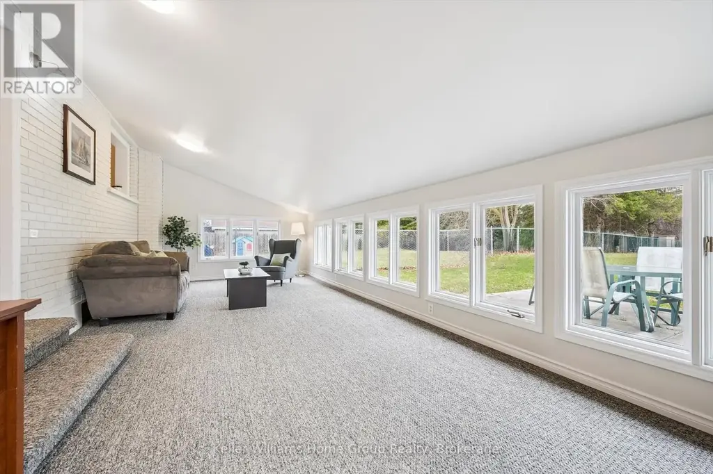 23 Hastings Boulevard, Guelph (Grange Road)