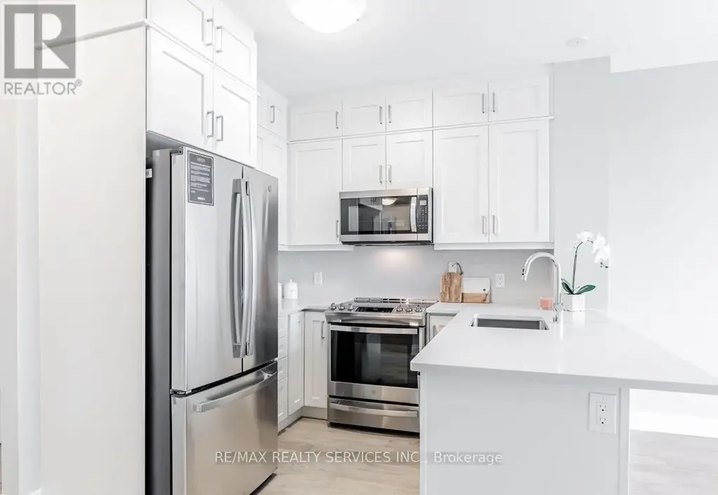 403 - 50 Kaitting Trail W, Oakville (GO Glenorchy)