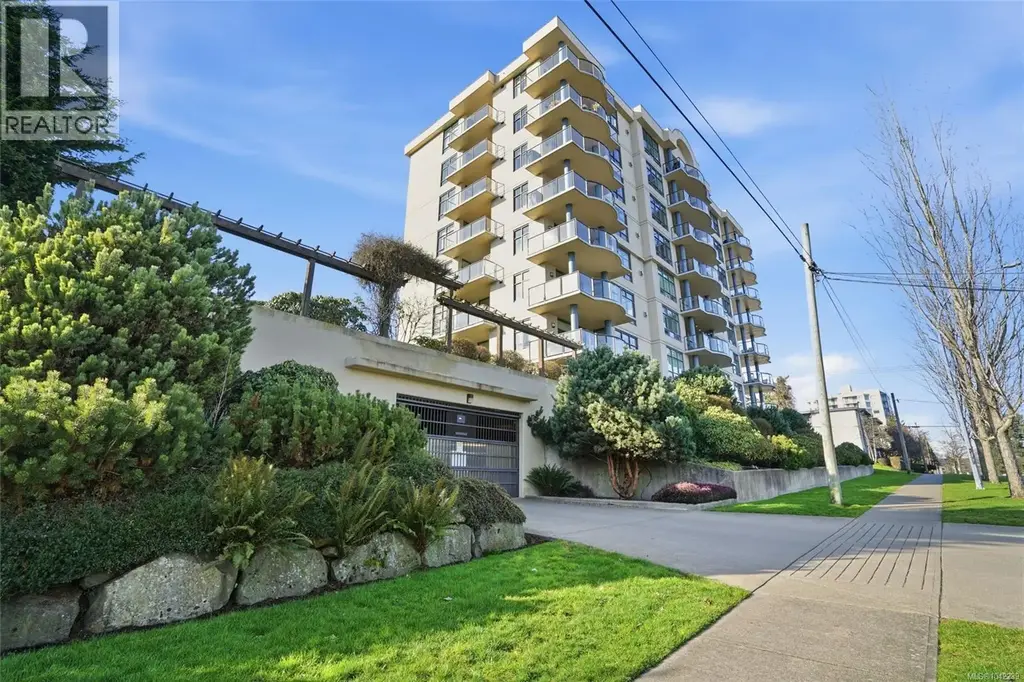 201 225 Rosehill St, Nanaimo