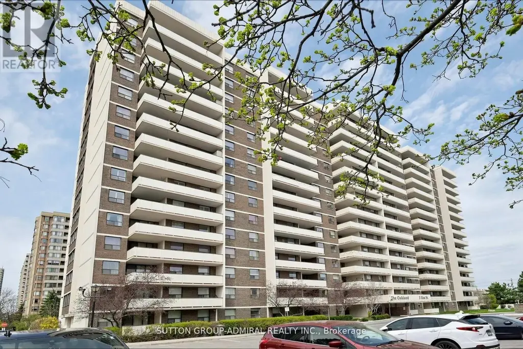 910 - 3 Lisa Street, Brampton (Queen Street Corridor)