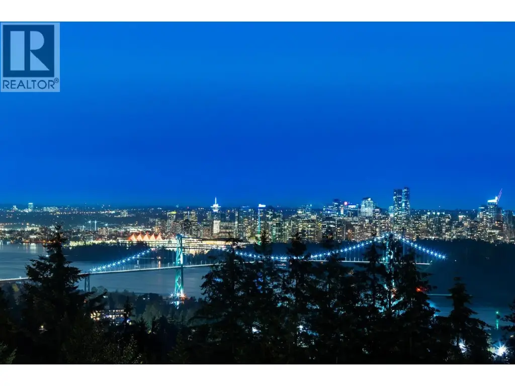 1590 Tyrol Court, West Vancouver