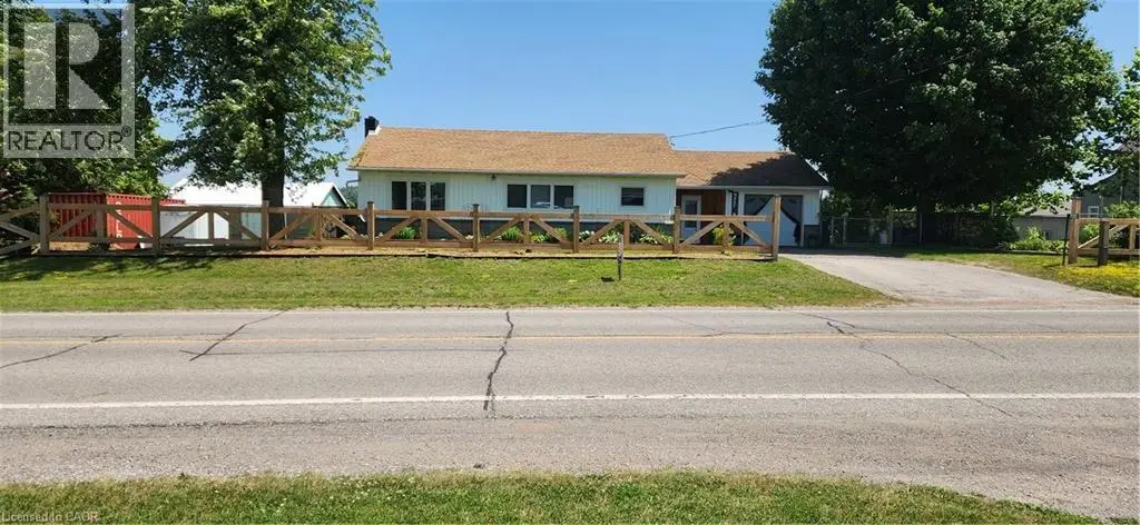 700 Norfolk County Rd 28, Langton