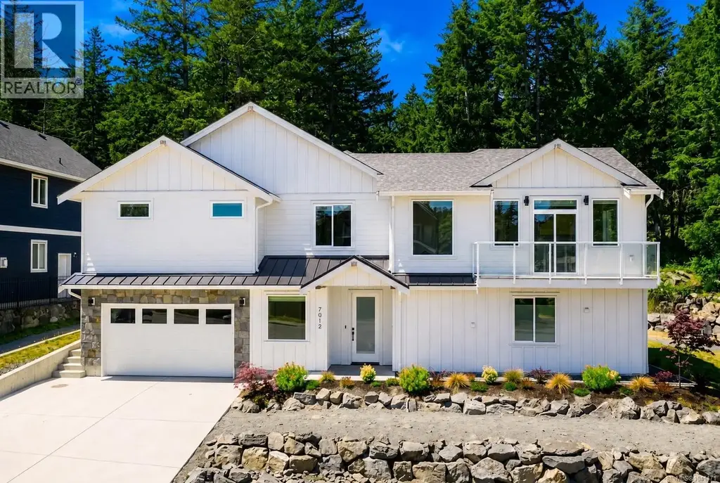 7012 Clarkson Pl, Sooke