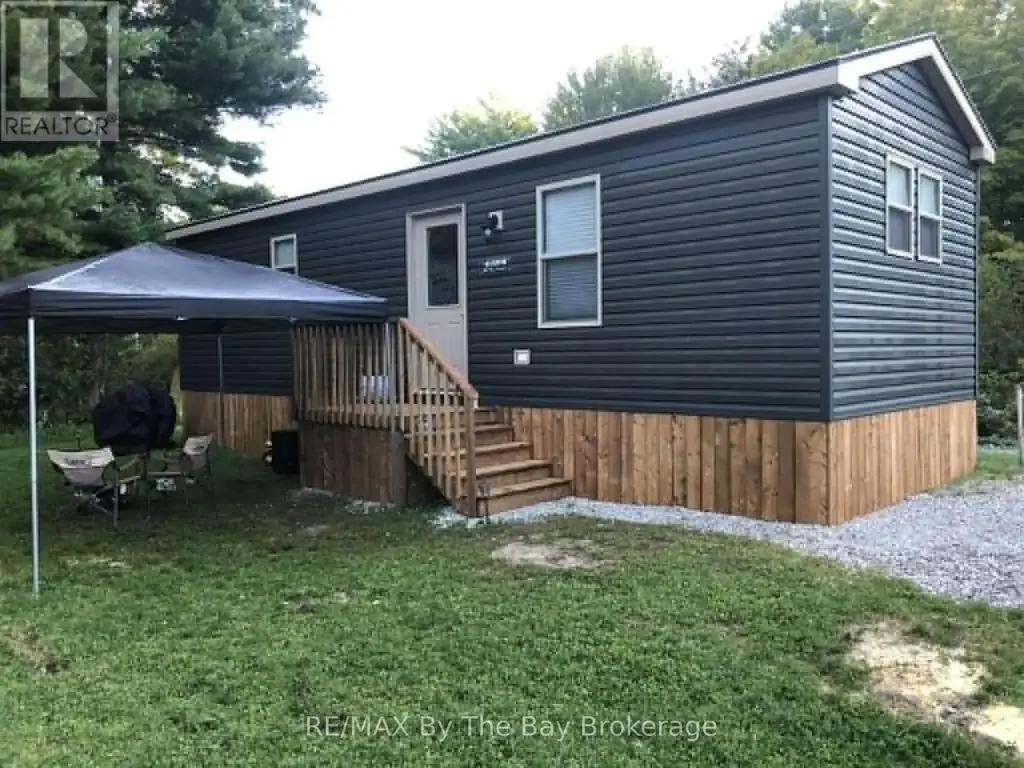 210 - 1082 Shamrock Marina Road, Gravenhurst (Morrison)