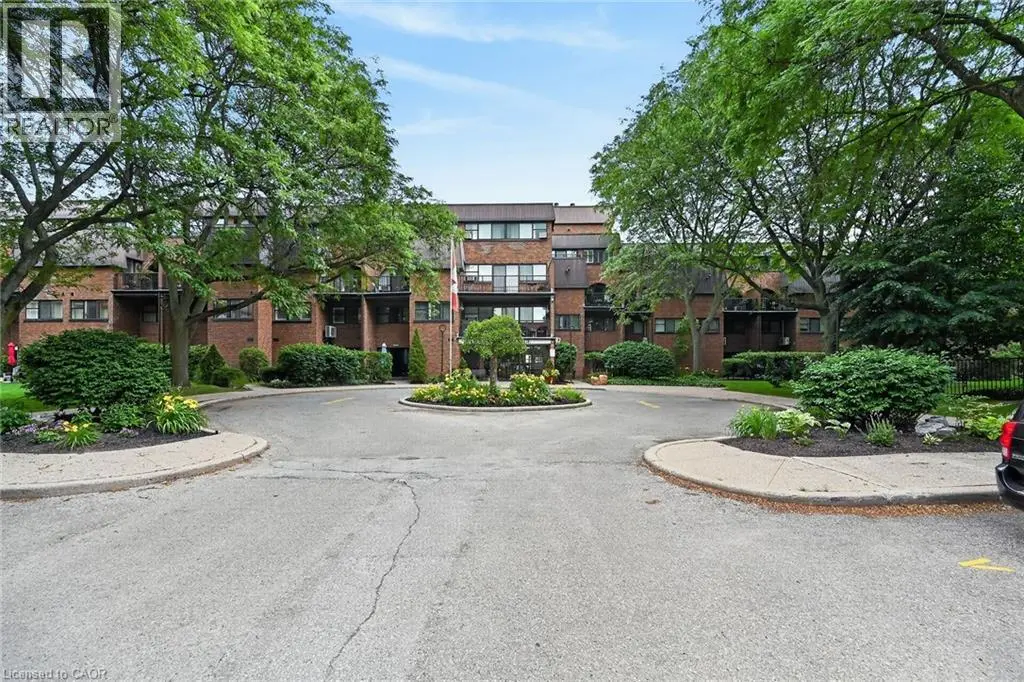 36 Hayhurst Road Unit# 109, Brantford