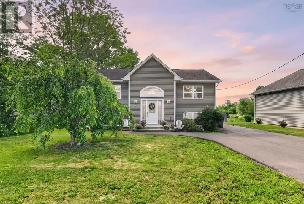 355 College Road, Windsor