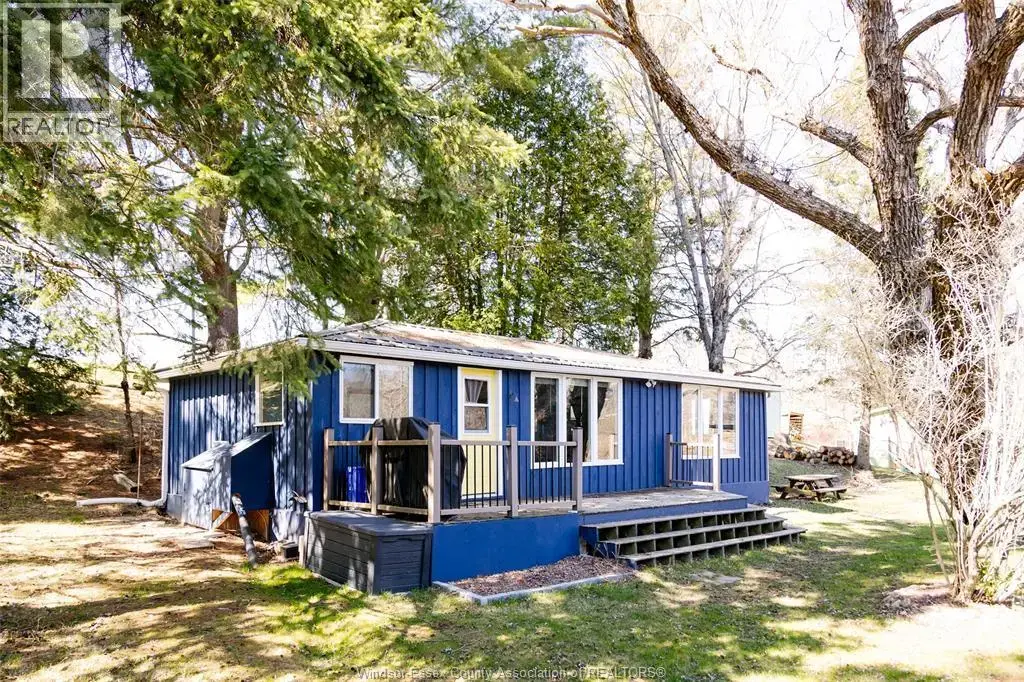 4228 Deep Bay Road, Minden