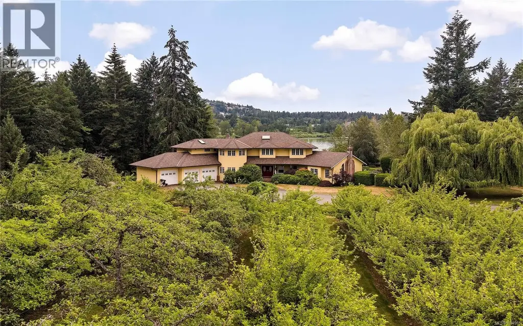 1662 Stamps Rd, Duncan