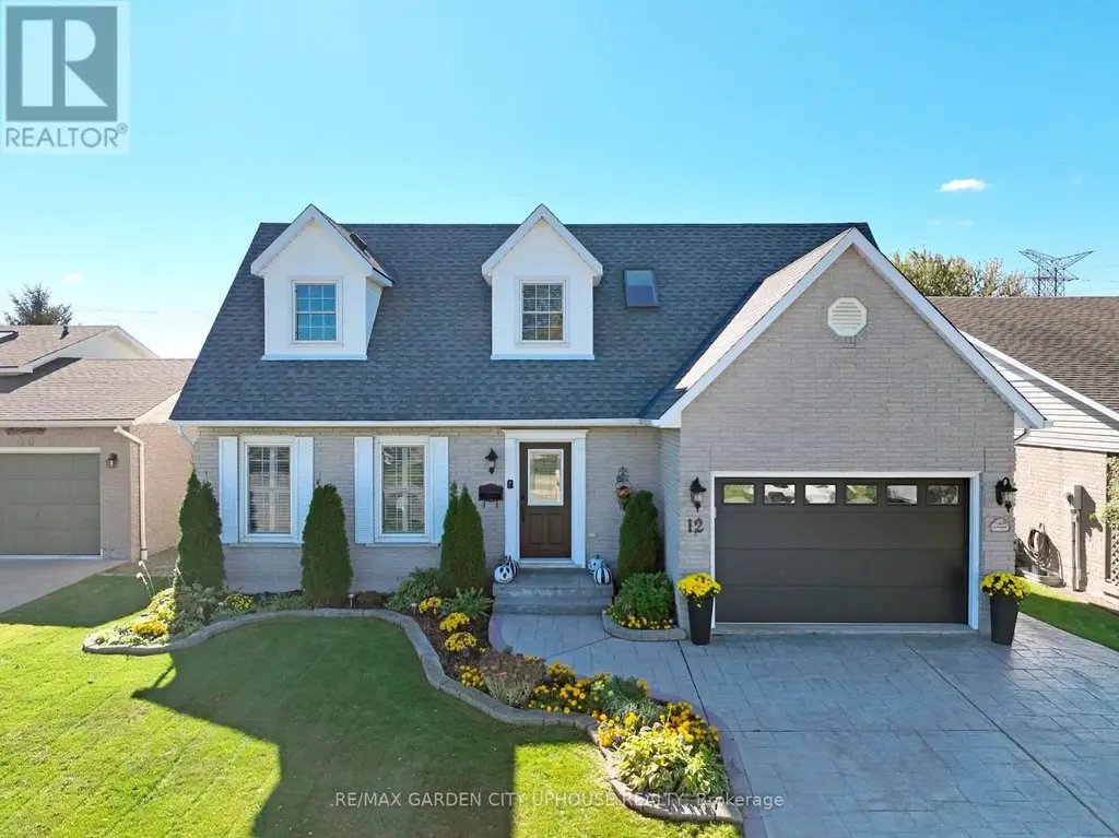 12 Foxhill Crescent, St. Catharines (Rykert/Vansickle)
