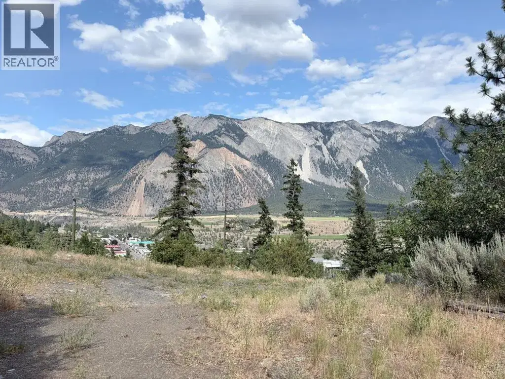 825 Columbia Street, Lillooet