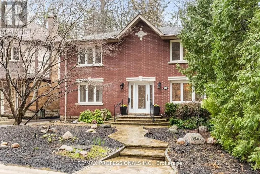 164 Morningside Avenue, Toronto (High Park-Swansea)