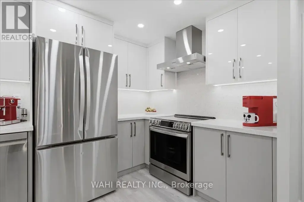 1003 - 299 Mill Road, Toronto (Markland Wood)