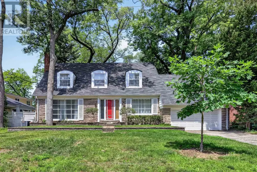 52 Valecrest Drive, Toronto (Edenbridge-Humber Valley)