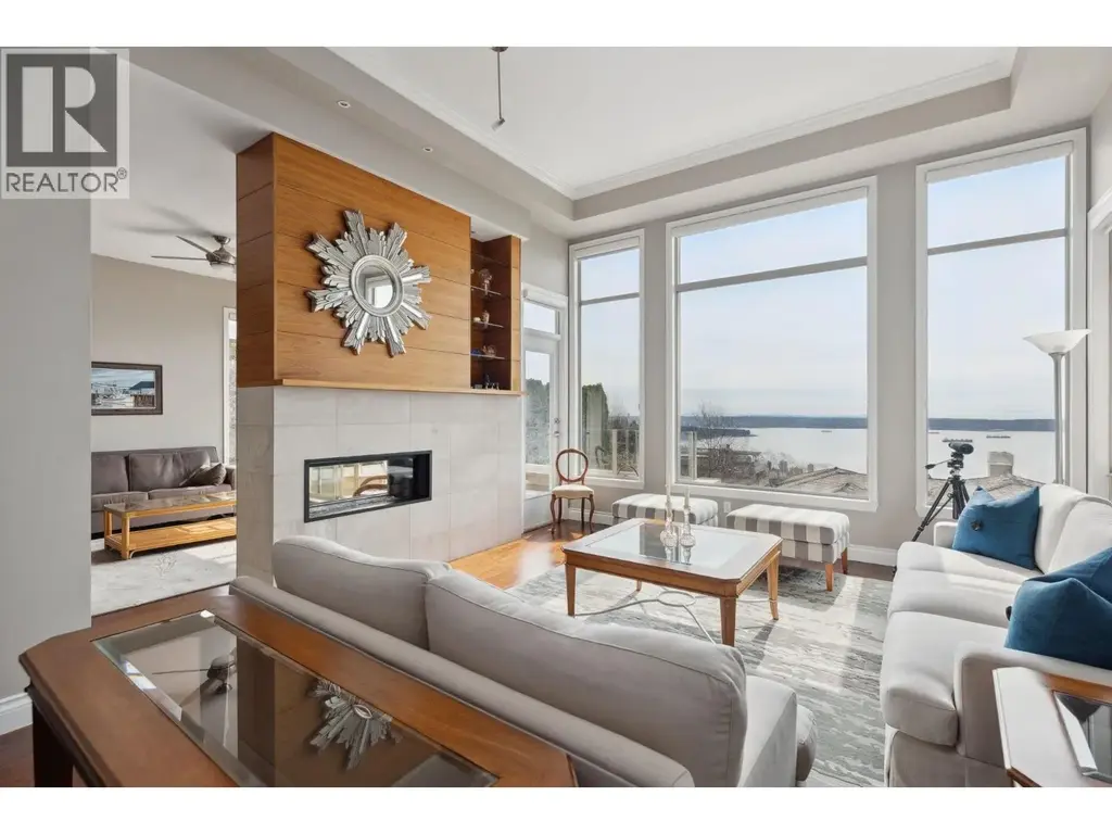 2416 Carr Lane, West Vancouver
