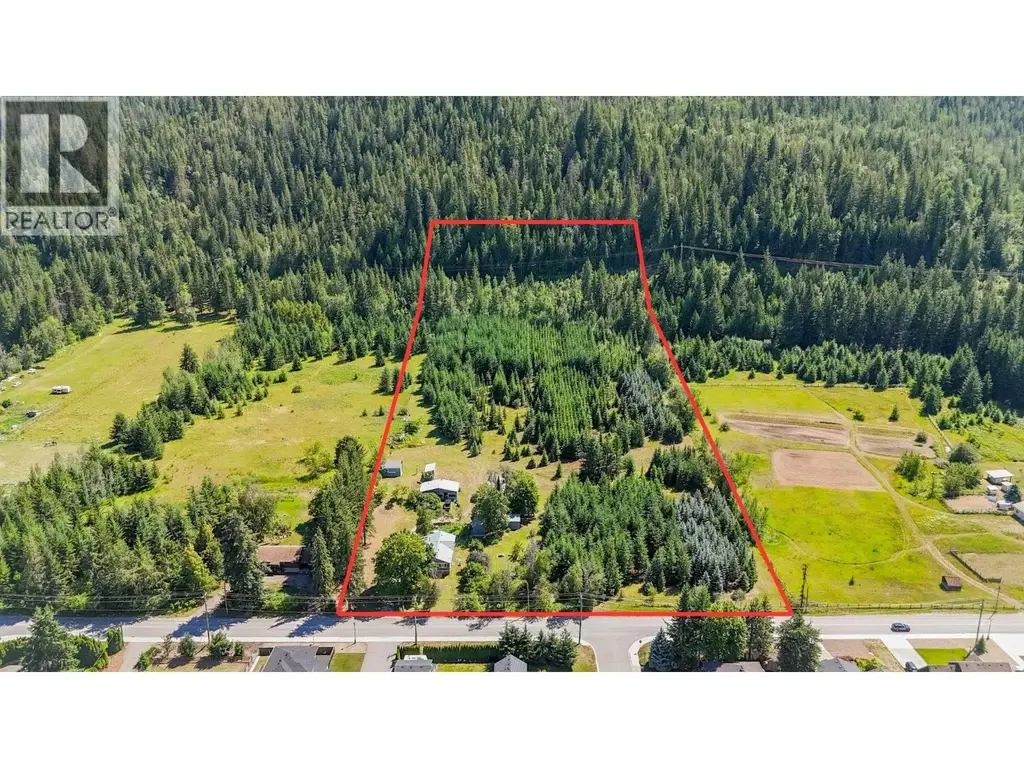 1370 20 Avenue Se, Salmon Arm